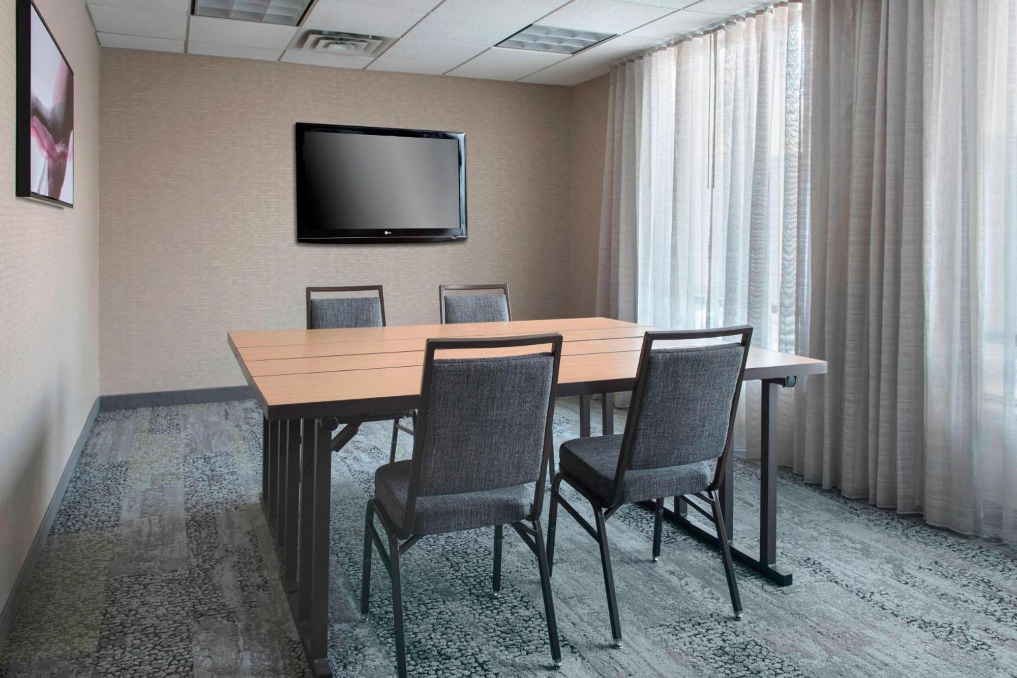 Courtyard By Marriott Lebanon Ξενοδοχείο Εξωτερικό φωτογραφία
