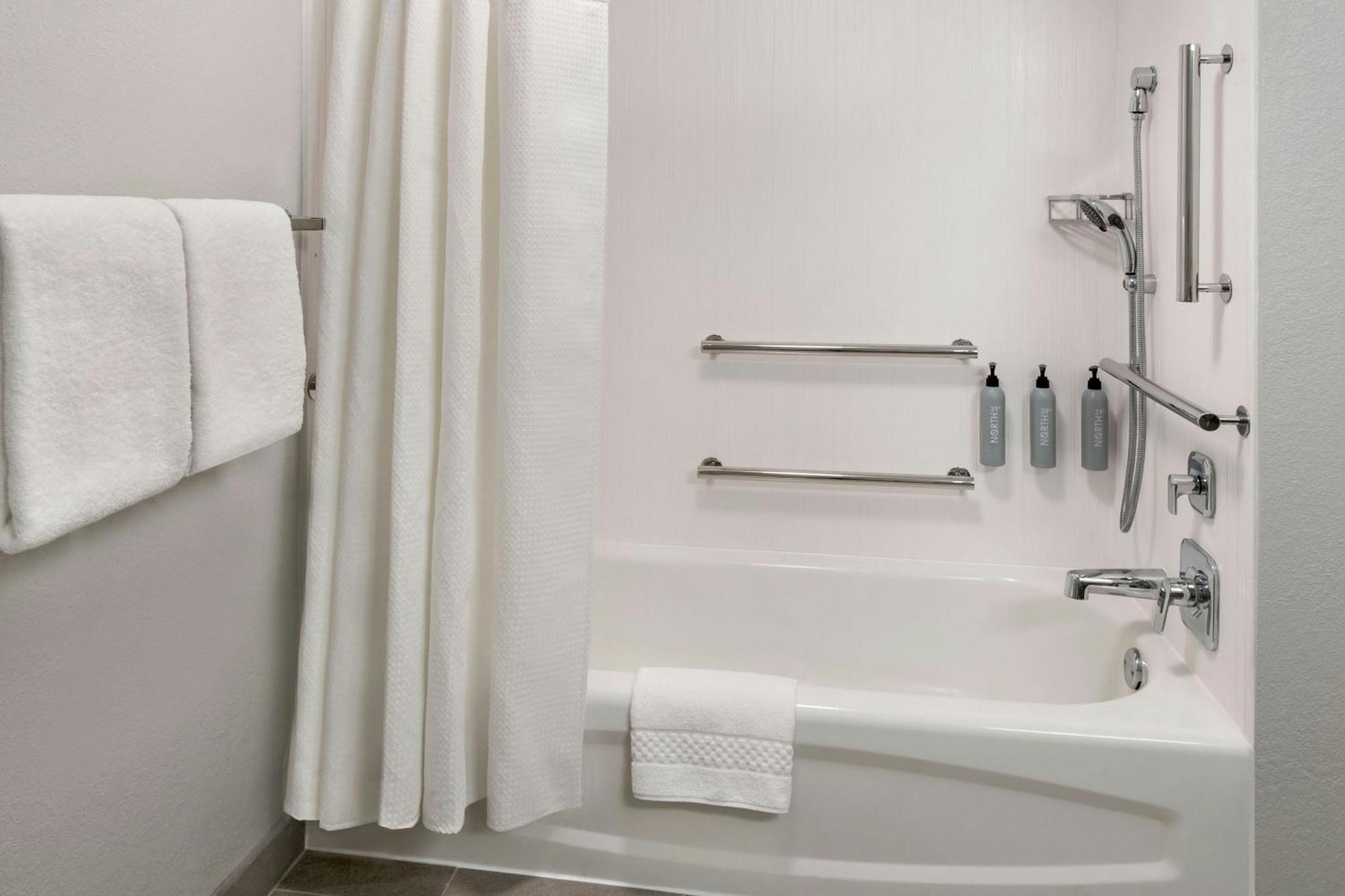 Courtyard By Marriott Lebanon Ξενοδοχείο Εξωτερικό φωτογραφία